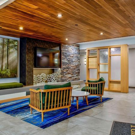 Fairfield Inn & Suites By Marriott Кортленд Экстерьер фото
