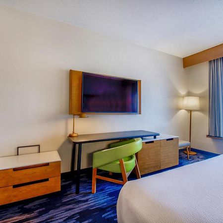 Fairfield Inn & Suites By Marriott Кортленд Экстерьер фото