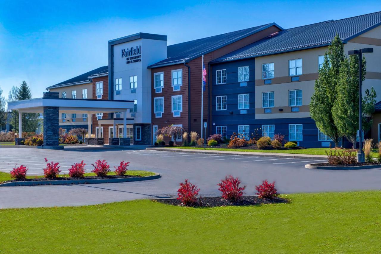 Fairfield Inn & Suites By Marriott Кортленд Экстерьер фото