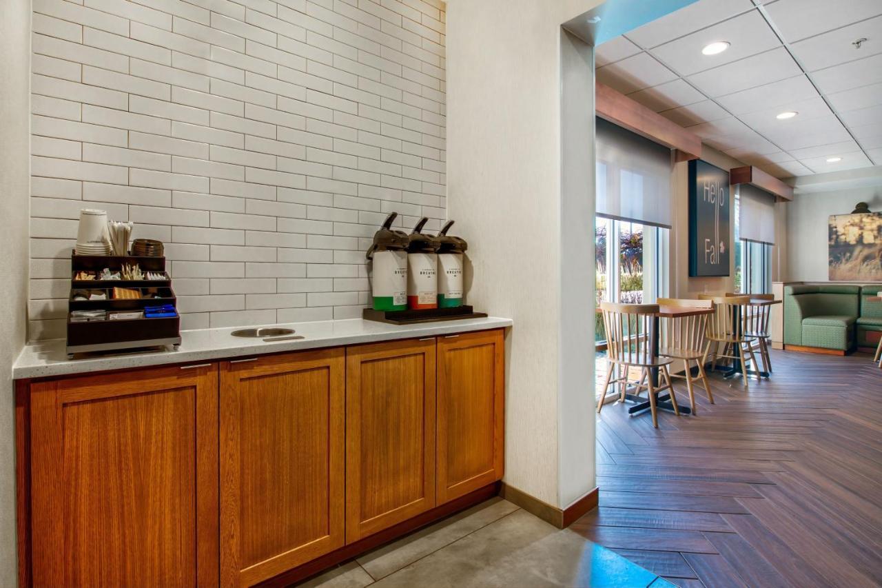Fairfield Inn & Suites By Marriott Кортленд Экстерьер фото