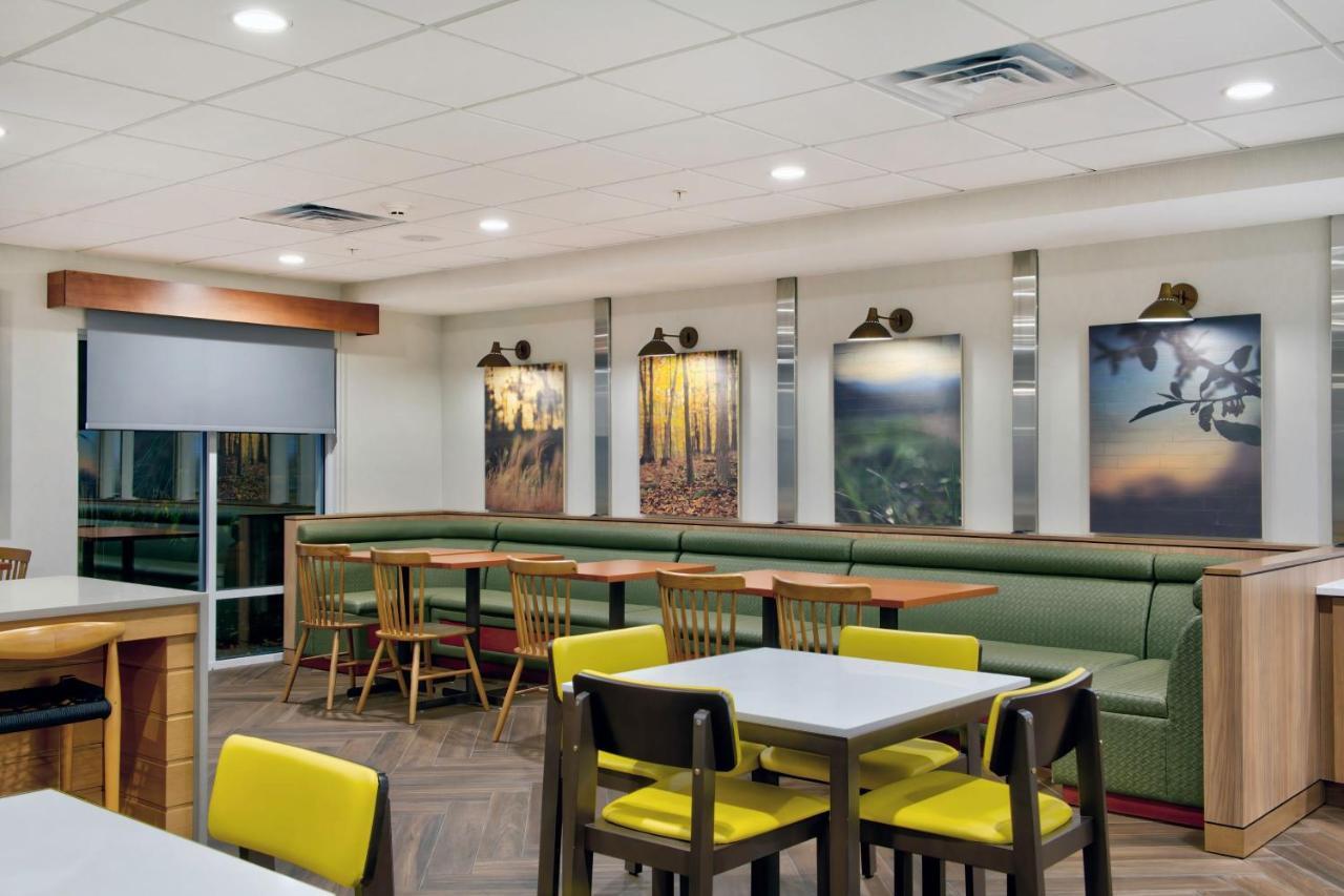 Fairfield Inn & Suites By Marriott Кортленд Экстерьер фото