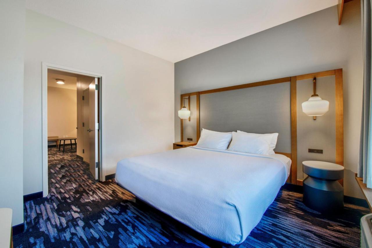 Fairfield Inn & Suites By Marriott Кортленд Экстерьер фото